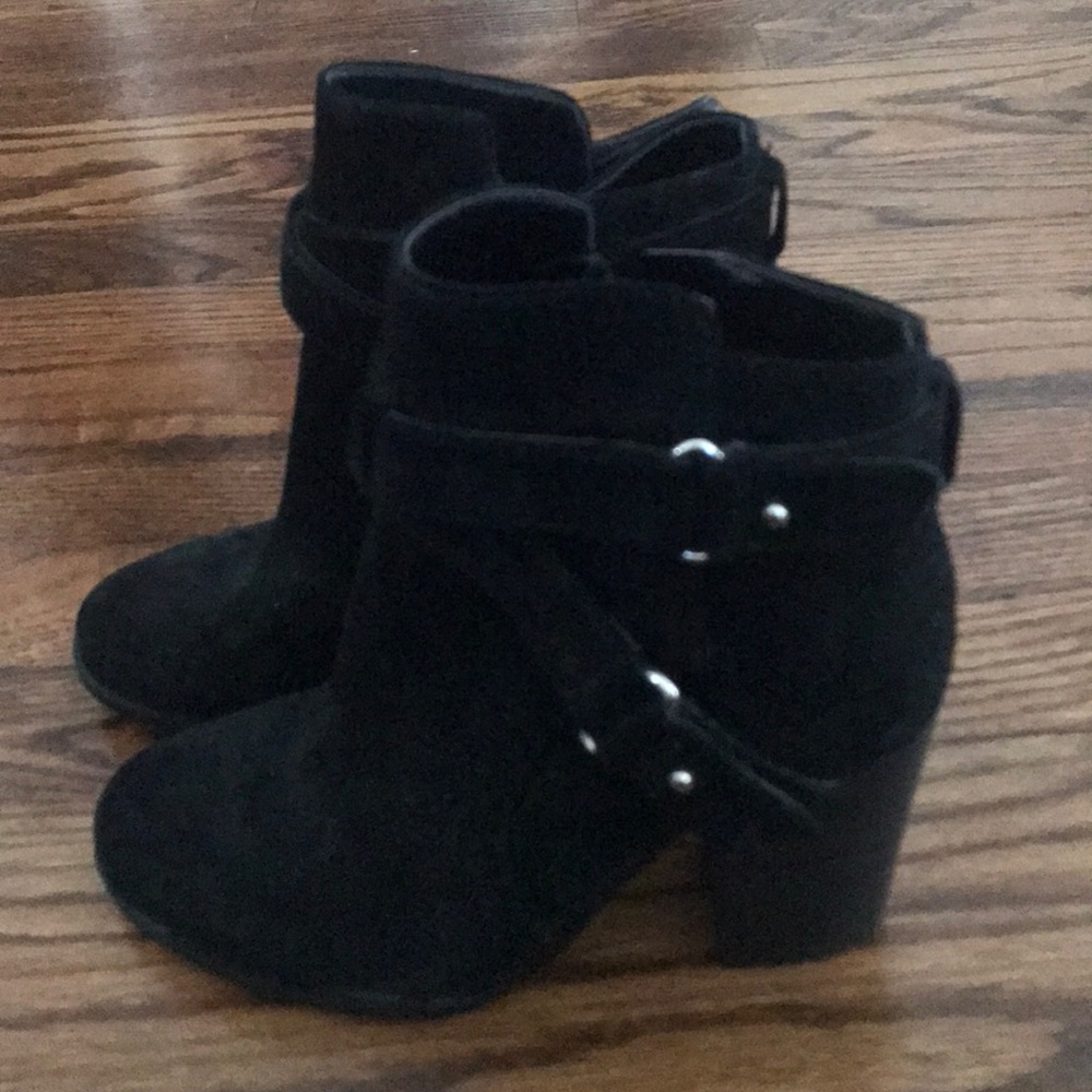Gianni Bini Booties- black size 5.5